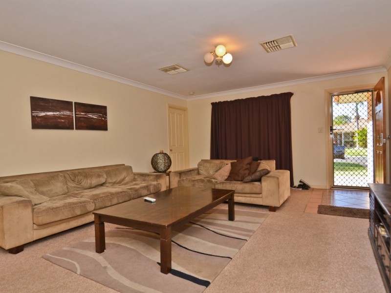 9 Dodd Drive, Emerald QLD 4720
