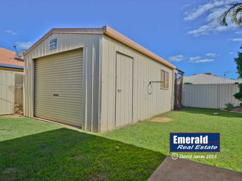 9 Dodd Drive, Emerald QLD 4720
