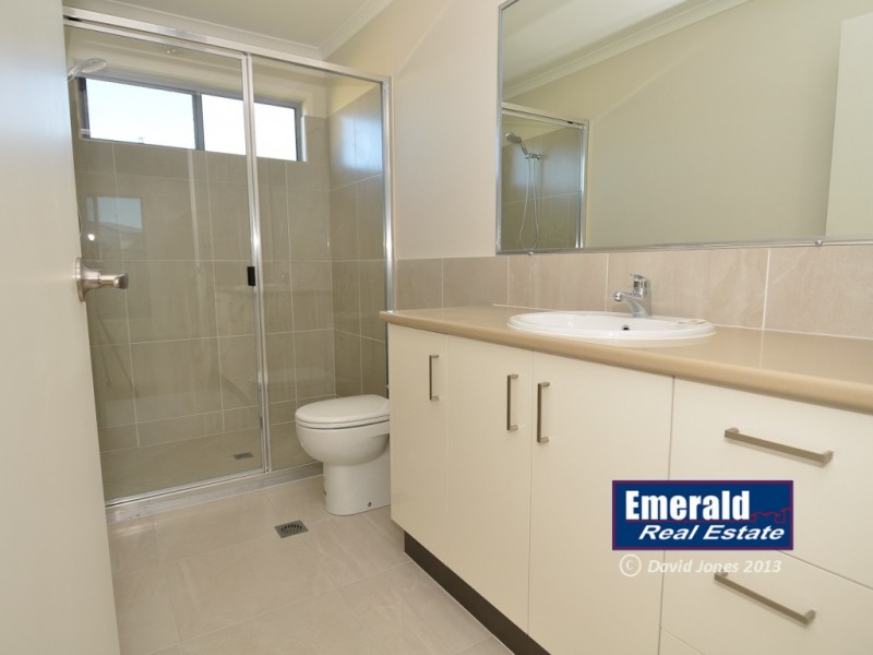 54 Kassidy Drive, Emerald QLD 4720