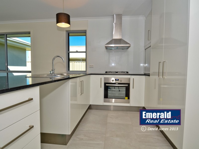 52 Kassidy Drive, Emerald QLD 4720