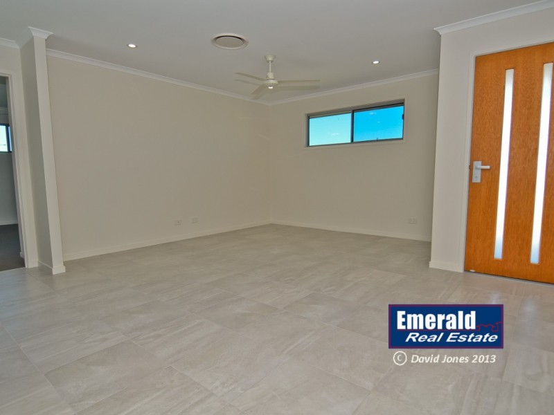 52 Kassidy Drive, Emerald QLD 4720