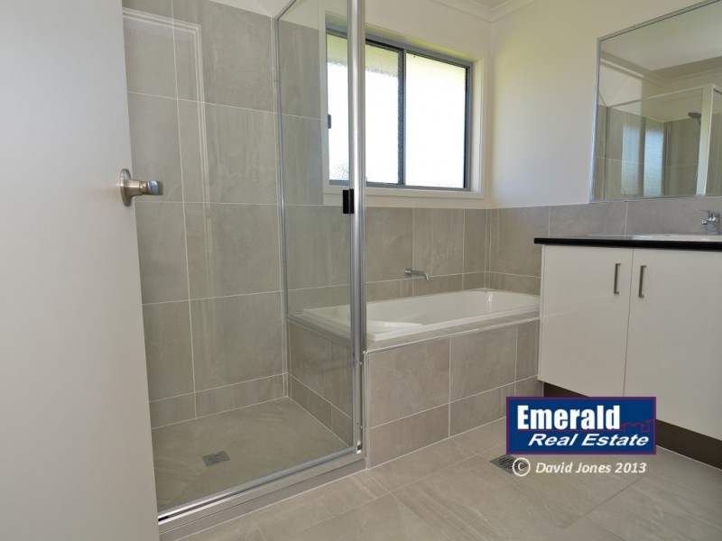 52 Kassidy Drive, Emerald QLD 4720