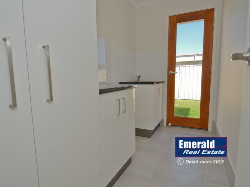 52 Kassidy Drive, Emerald QLD 4720