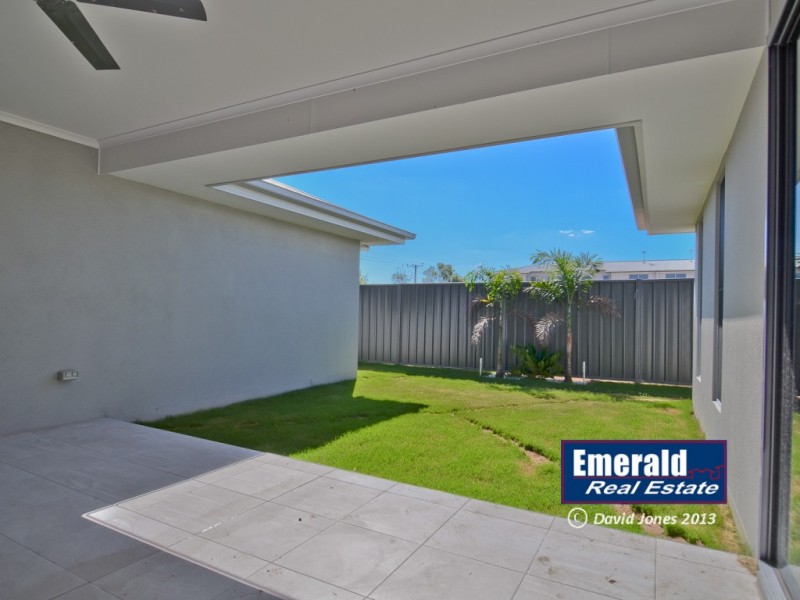 52 Kassidy Drive, Emerald QLD 4720