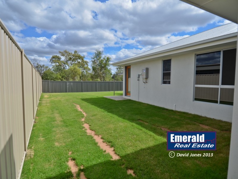 52 Kassidy Drive, Emerald QLD 4720