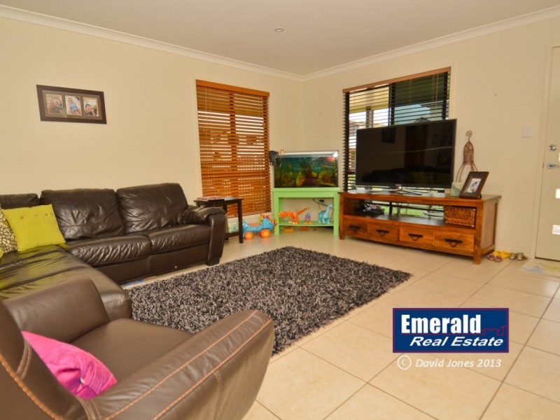 Unit 14 68 Moody Street, Emerald QLD 4720