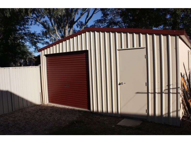 18 Bonython Drive, Emerald QLD 4720