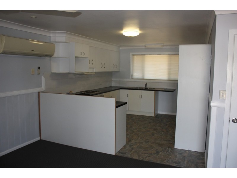 36 Lorraway Street, Emerald QLD 4720