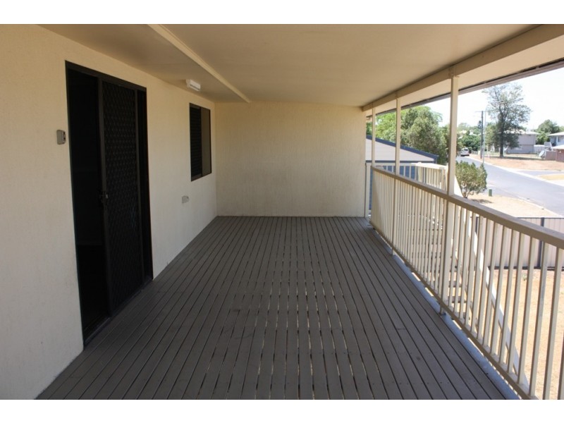 36 Lorraway Street, Emerald QLD 4720