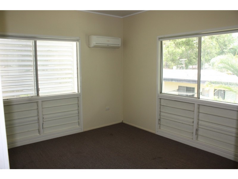 7 Diamond Avenue, Emerald QLD 4720