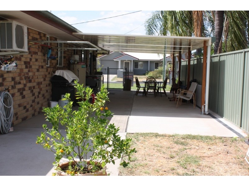 11 Cardinal Drive, Emerald QLD 4720