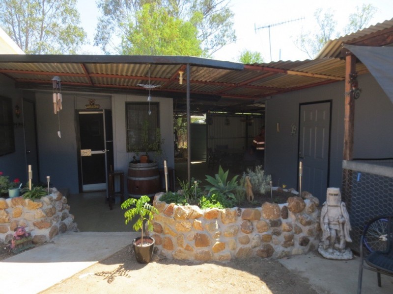 34 Bedford Hill, Rubyvale QLD 4702