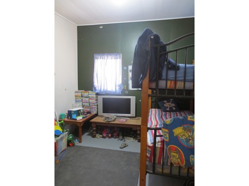 34 Bedford Hill, Rubyvale QLD 4702