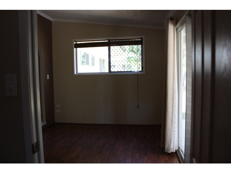 8 Saffola Place, Emerald QLD 4720