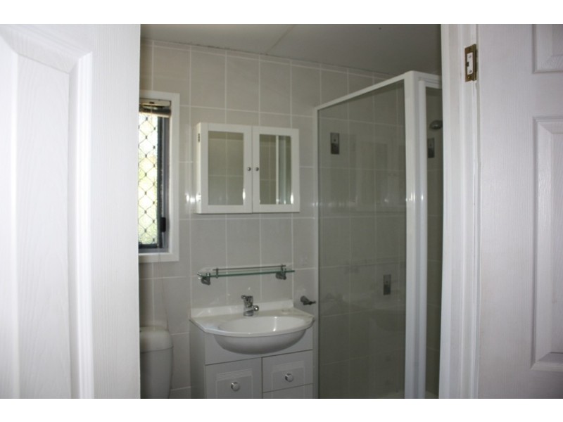 8 Saffola Place, Emerald QLD 4720