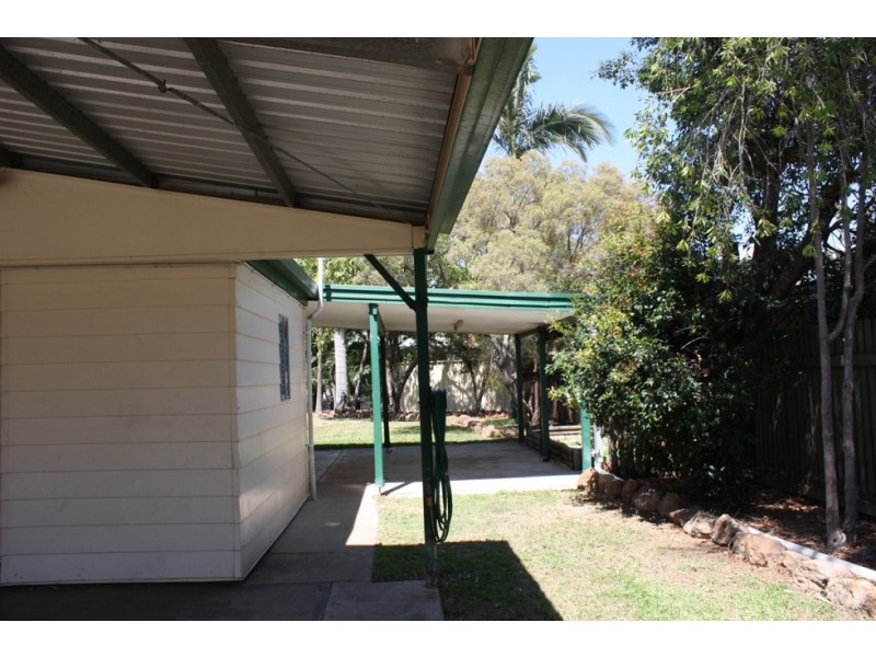 8 Saffola Place, Emerald QLD 4720