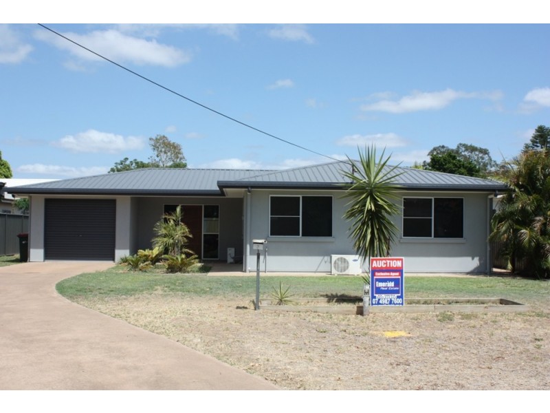 7 Batts Place, Emerald QLD 4720