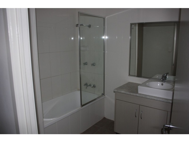 108 Ruby Street, Emerald QLD 4720