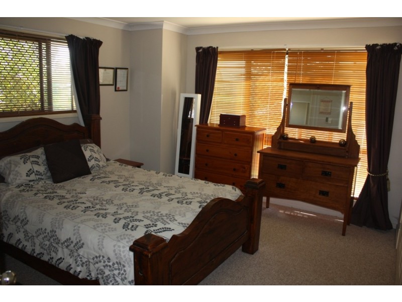 23 Carrington Place, Emerald QLD 4720