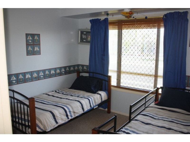 23 Carrington Place, Emerald QLD 4720