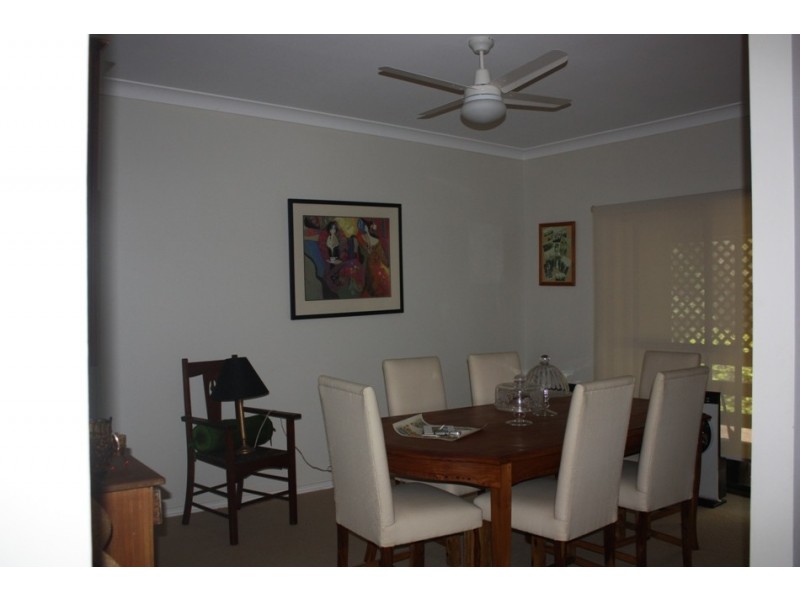 27 Baker Street, Emerald QLD 4720