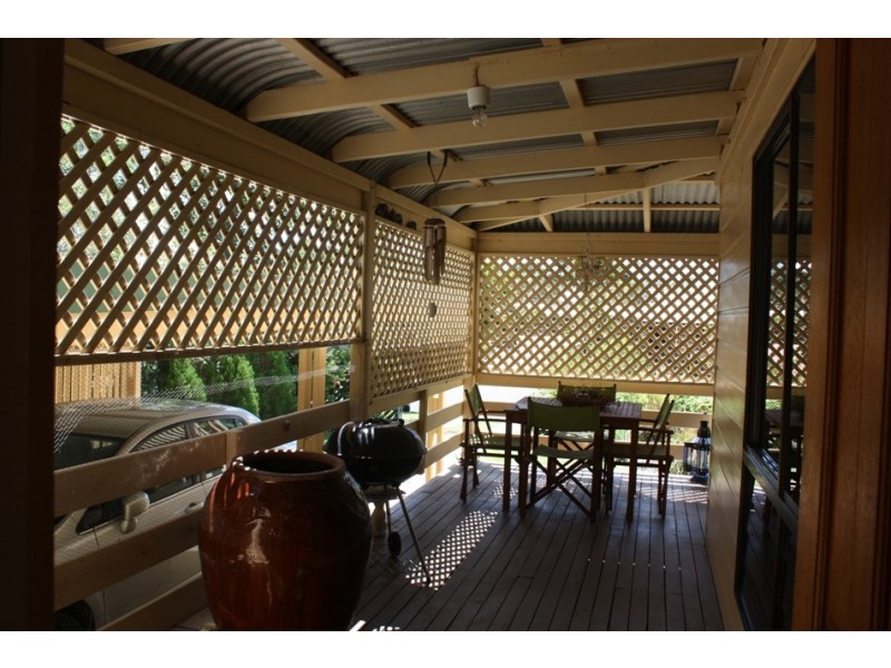 27 Baker Street, Emerald QLD 4720