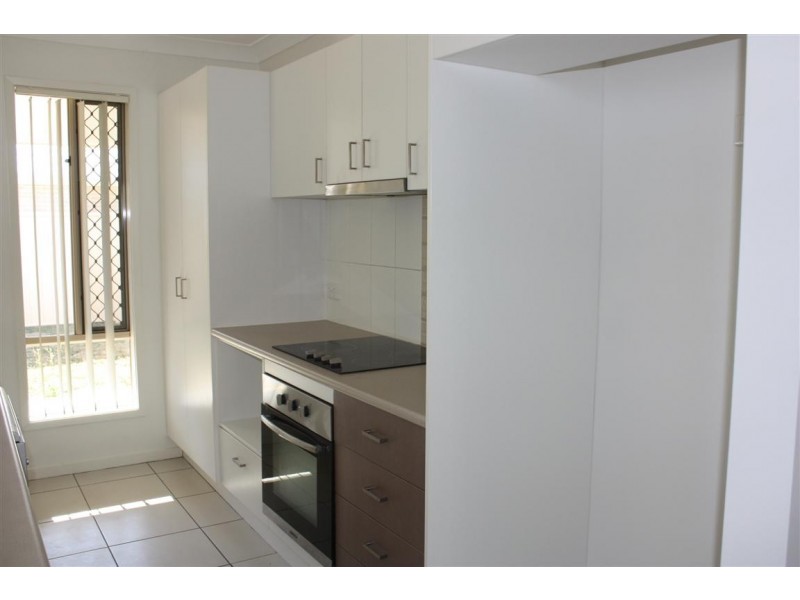 3 Scenic Drive, Emerald QLD 4720