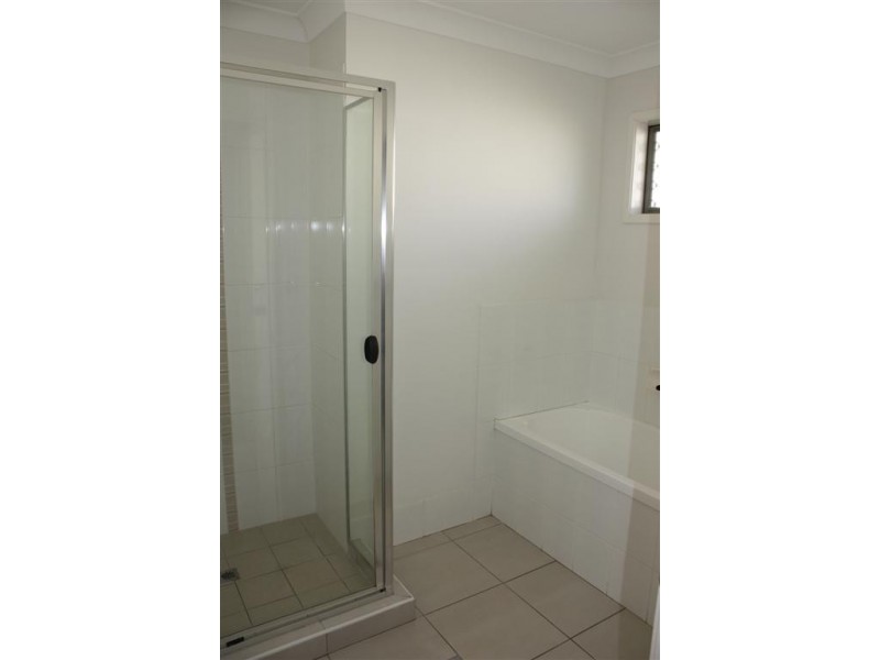 3 Scenic Drive, Emerald QLD 4720