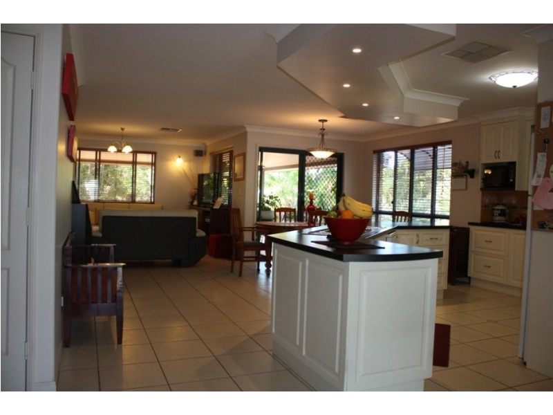 19 Coaker Drive, Emerald QLD 4720