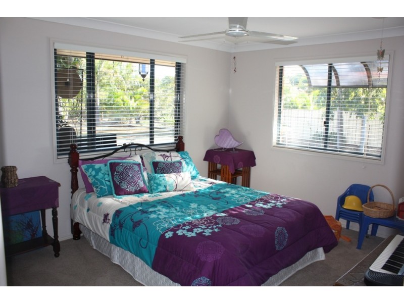 19 Coaker Drive, Emerald QLD 4720