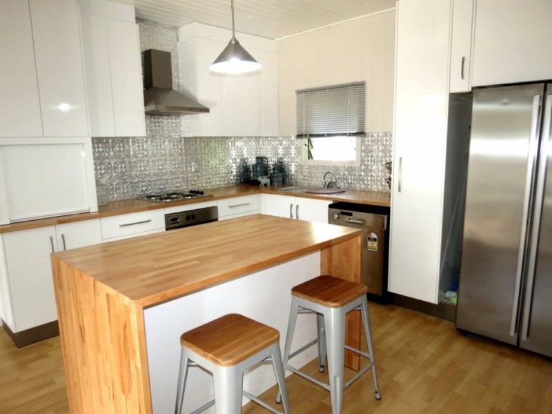 47 Theresa Street, Emerald QLD 4720