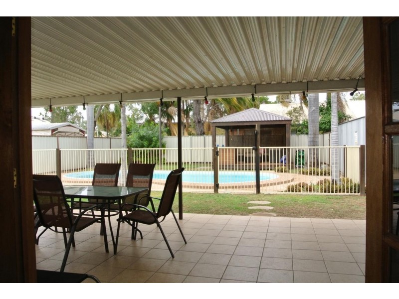 6 Bridgeman Street, Emerald QLD 4720