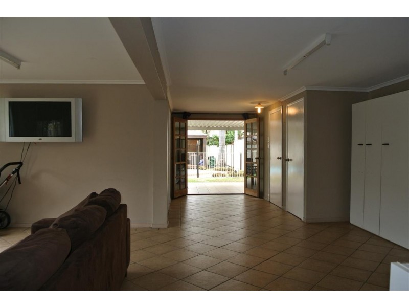 6 Bridgeman Street, Emerald QLD 4720