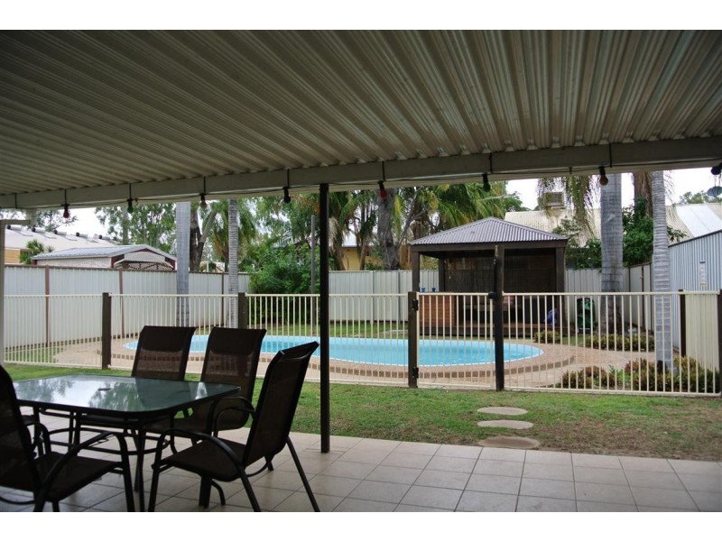 6 Bridgeman Street, Emerald QLD 4720