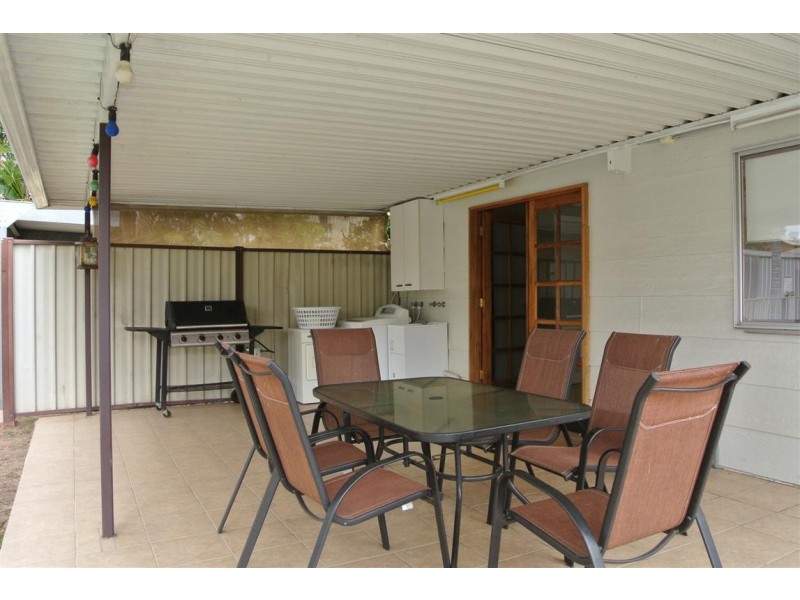 6 Bridgeman Street, Emerald QLD 4720