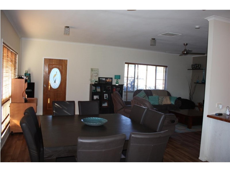 6 Bridgeman Street, Emerald QLD 4720