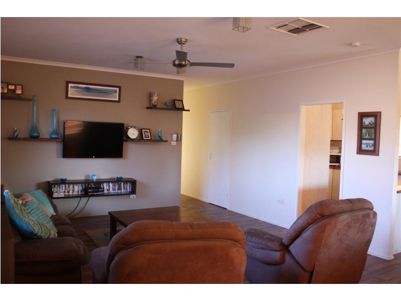 6 Bridgeman Street, Emerald QLD 4720