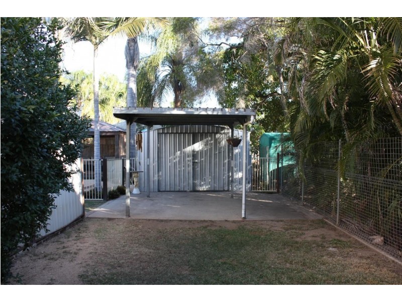 6 Bridgeman Street, Emerald QLD 4720