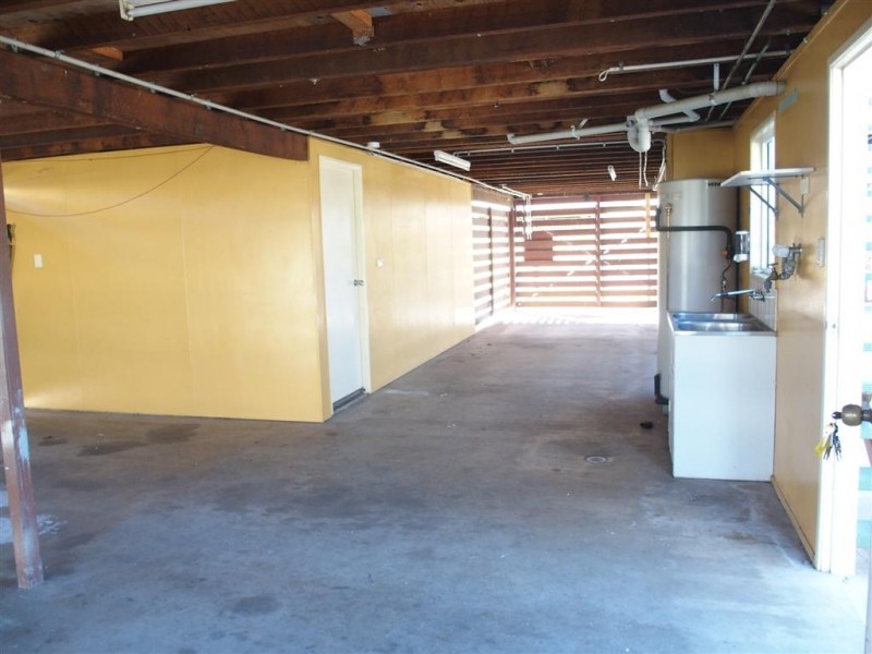 4 Barry Street, Emerald QLD 4720