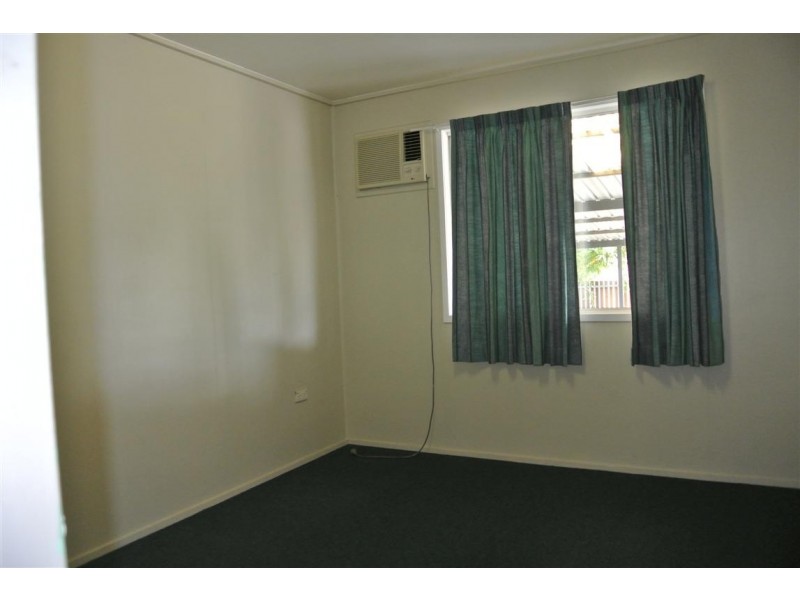 55 Retro Street, Emerald QLD 4720