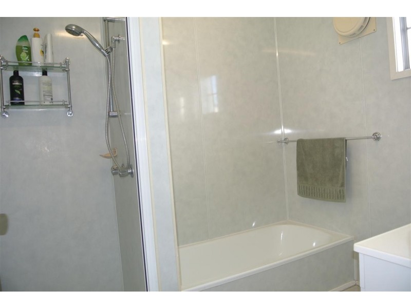 55 Retro Street, Emerald QLD 4720