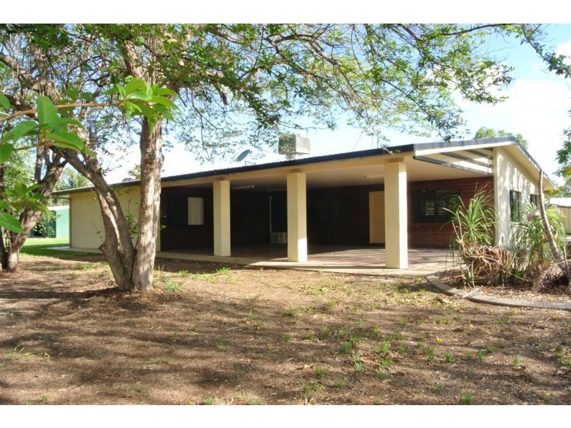 11 Kythera Road, Emerald QLD 4720