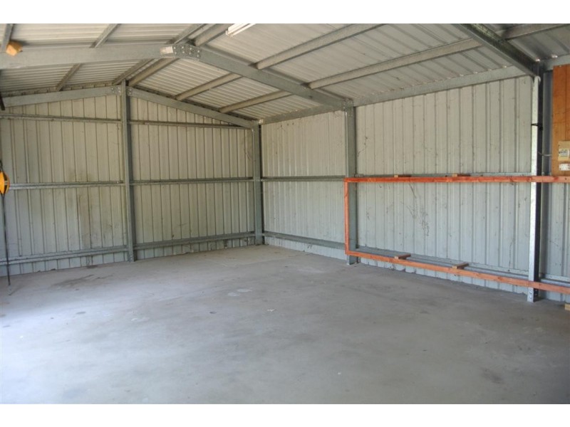 11 Kythera Road, Emerald QLD 4720