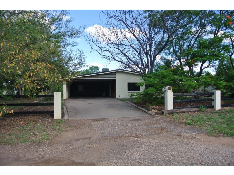 11 Kythera Road, Emerald QLD 4720