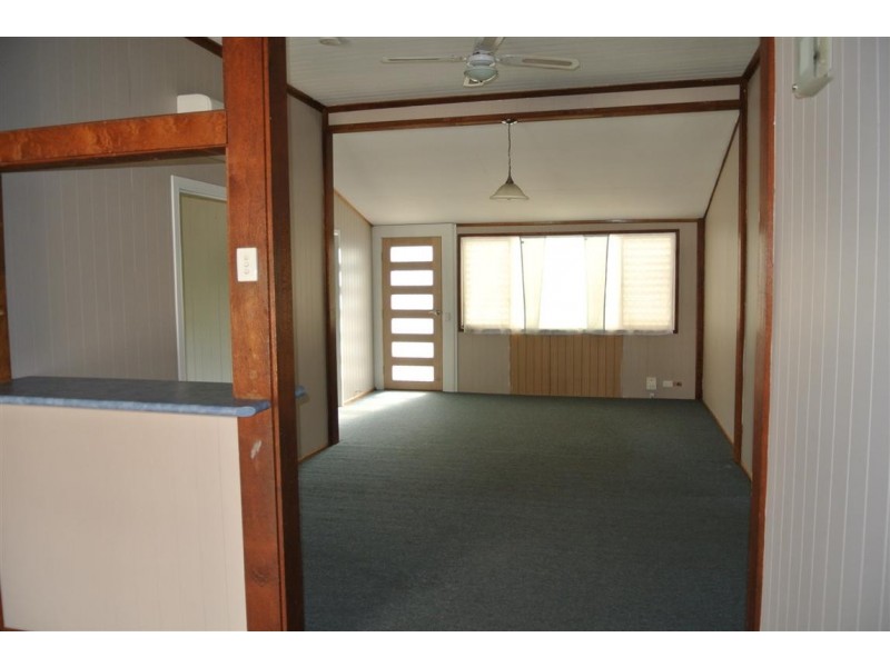 18 Baker Street, Emerald QLD 4720