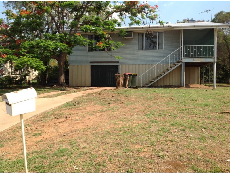 5 Bean Street, Blackwater QLD 4717