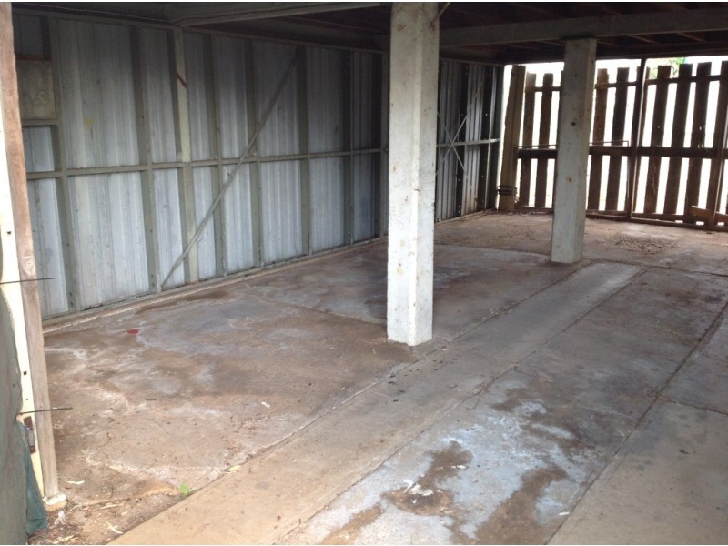 5 Bean Street, Blackwater QLD 4717