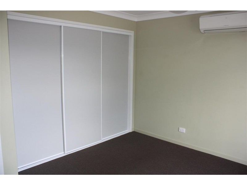 38 Mayfair Drive, Emerald QLD 4720