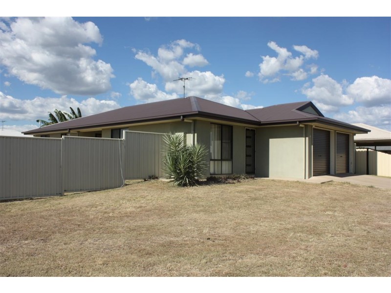 38 Mayfair Drive, Emerald QLD 4720