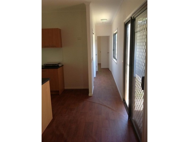 11 Roxburgh Street, Capella QLD 4723